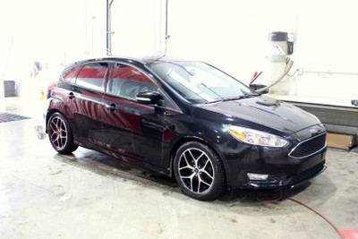 2015 Ford Focus - HEATED SEATS - LOW KMS - ACCIDENT FREE