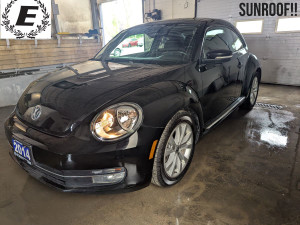 2014 Volkswagen Beetle Coupe 1.8L TURBO WITH SUNROOF!!