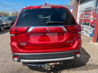 HERE IS A NICE CLEAN ACCIDENT FREE WELL MAINTAINED 7 PASSENGER SUV THAT LOOKS AND DRIVES GREAT AND S... (image 4)
