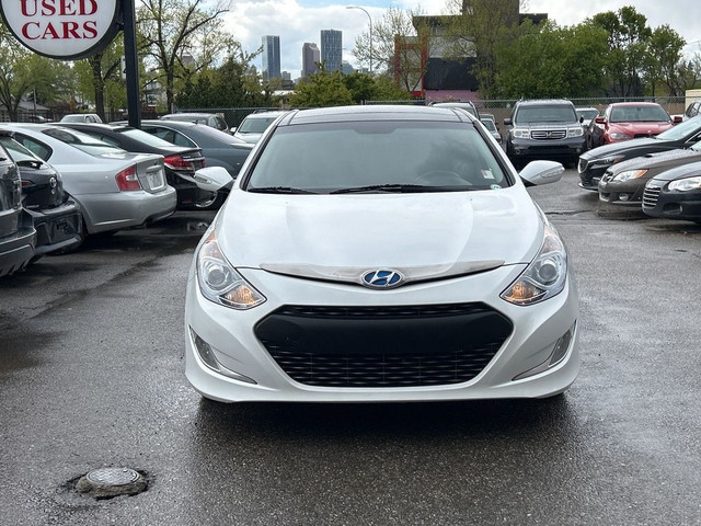 2015 Hyundai Sonata Hybrid Limited in Cars & Trucks in Calgary - Image 2