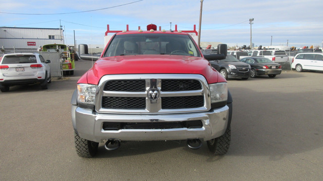 2014 Ram 5500 FLATDECK TRUCK in Heavy Equipment in Vancouver - Image 3