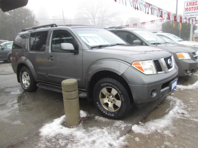  2007 Nissan Pathfinder SE Off Road 4WD