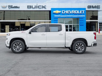 2021 Chevrolet Silverado 1500 Short Box Crew Cab 4WD Z71 Off-Road, Duramax Diesel Exterior: Summit W... (image 3)