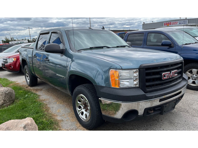  2008 GMC Sierra 1500 2WD Crew Cab 143.5 WT in Cars & Trucks in Oakville / Halton Region - Image 2