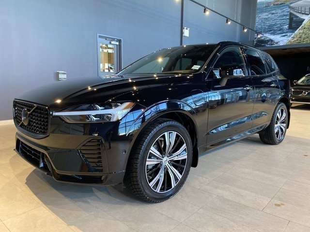2024 Volvo XC60 Recharge T8 eAWD PHEV Ultimate Black Edition in Cars & Trucks in Edmonton