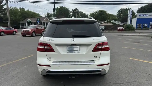 2012 Mercedes-Benz M-Class ML 350 BlueTEC in Cars & Trucks in Laval / North Shore - Image 5
