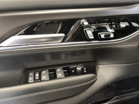 Clean Car Fax**Former Ontario Chrysler Demo Vehicle**Jeep**Grand Wagoneer**Obsidian**Series II**3.0L... (image 8)