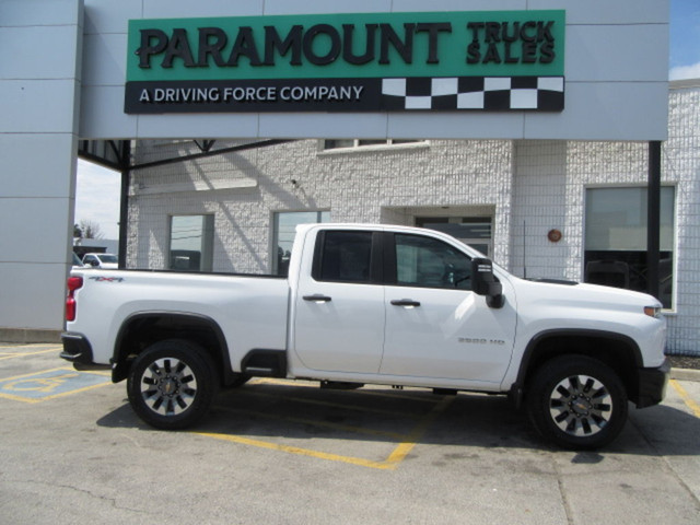 2023 Chevrolet Silverado 2500 SILVERADO DOUBLE CAB 4X4 6.75FT BO in Cars & Trucks in Oakville / Halton Region - Image 2