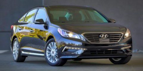 2015 Hyundai Sonata 2.4L Limited in Cars & Trucks in London