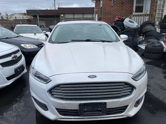  2013 Ford Fusion SE *NAV, BACKUP CAM, SAFETY, 1Y WARRANTY ENG&T in Cars & Trucks in Hamilton - Image 2