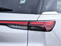 *DEALER DEMO PLEASE CONTACT FOR AVAILABILTY AND UP TO DATE MILEAGE* INSPIRES CONFIDENCE! Meet the 20... (image 6)