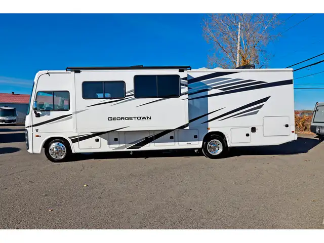 2024 Forest River Georgetown 3 Series 33B3 bunk bed 2024 Classe  in RVs & Motorhomes in Laval / North Shore - Image 40