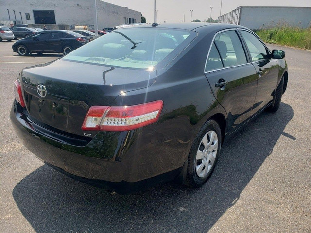 2011 Toyota Camry 4dr Sdn I4 Auto LE in Cars & Trucks in Hamilton - Image 4