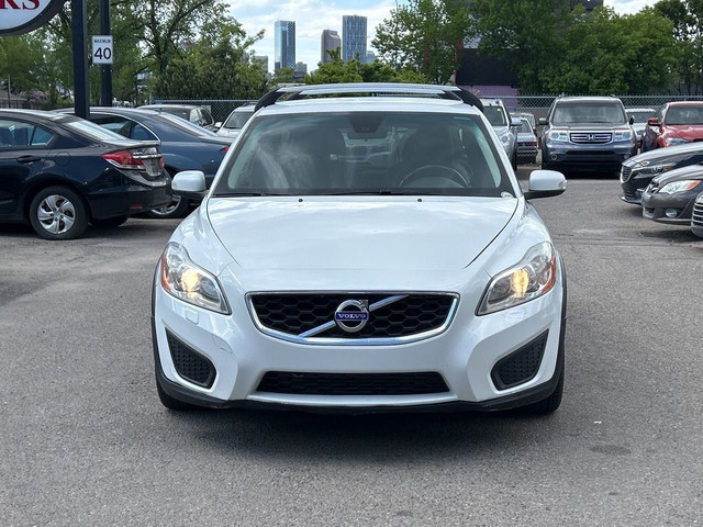 2012 Volvo C30 T5 in Cars & Trucks in Calgary - Image 2