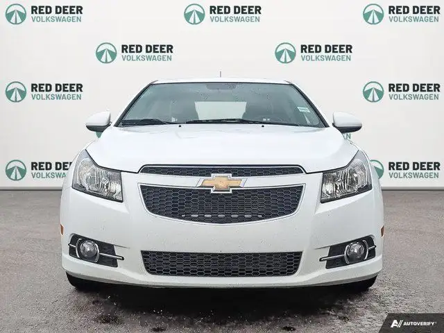 2014 Chevrolet Cruze LTZ in Cars & Trucks in Red Deer - Image 4