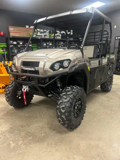The MULE PRO-FXT 1000 LE RANCH EDITION The perfect side by side to have a good balance between work...