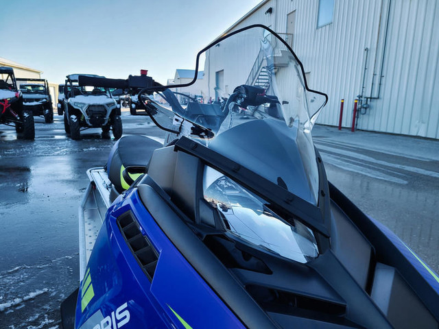 2024 Polaris 550 Indy Sport 121 in Snowmobiles in Winnipeg - Image 2