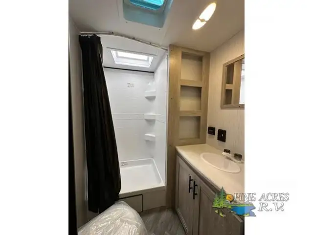 2023 Heartland Prowler 292SRK in Travel Trailers & Campers in Truro - Image 12