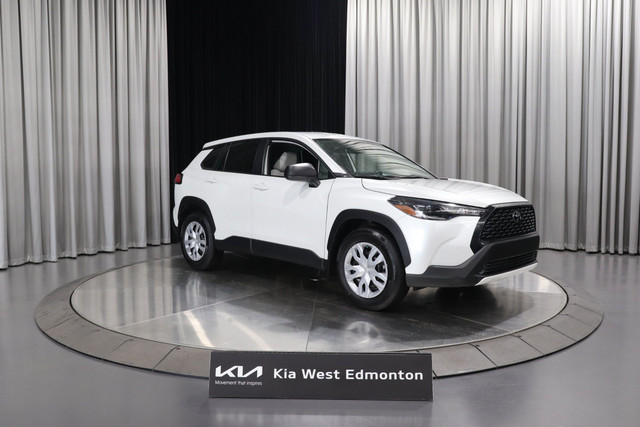 2022 Toyota Corolla Cross L AWD / HEATED SEATS / LANE KEEP /... in Cars & Trucks in Edmonton
