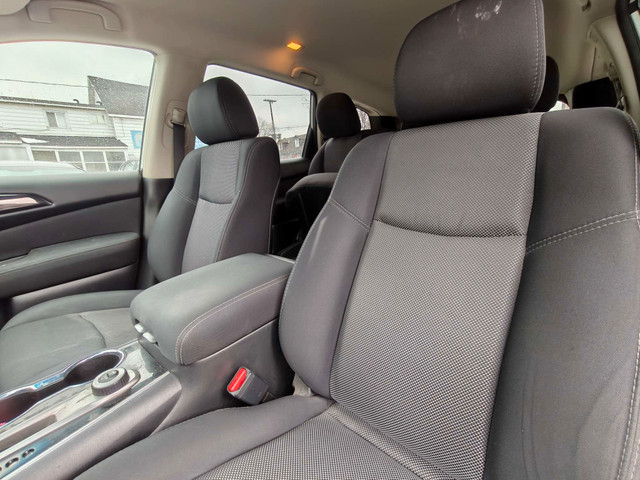 2017 Nissan Pathfinder SV in Cars & Trucks in Ottawa - Image 4