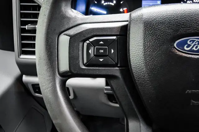 2017 Ford F-550 Super Duty DRW XL - Power Windows in Cars & Trucks in Ottawa - Image 16