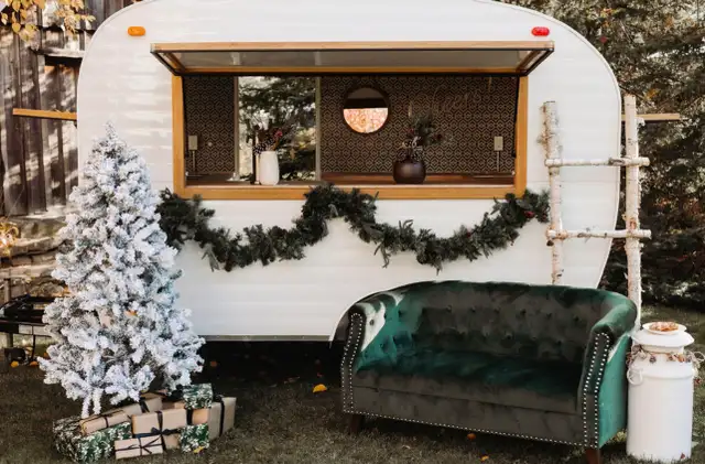 Mobile Bars - Ice Cream, Cofee, Bakery in Cargo & Utility Trailers in Hamilton - Image 13