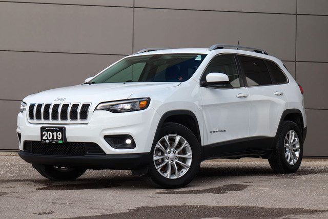 2019 Jeep Cherokee 4x4 North in Cars & Trucks in London