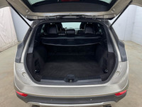 Looking for a stylish and reliable SUV with a touch of luxury? Look no further than this 2015 Lincol... (image 5)