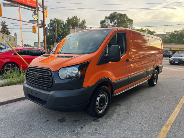 2018 Ford Transit T-150 148" Low Rf 8600 GVWR Swing-Out RH Dr in Cars & Trucks in City of Toronto