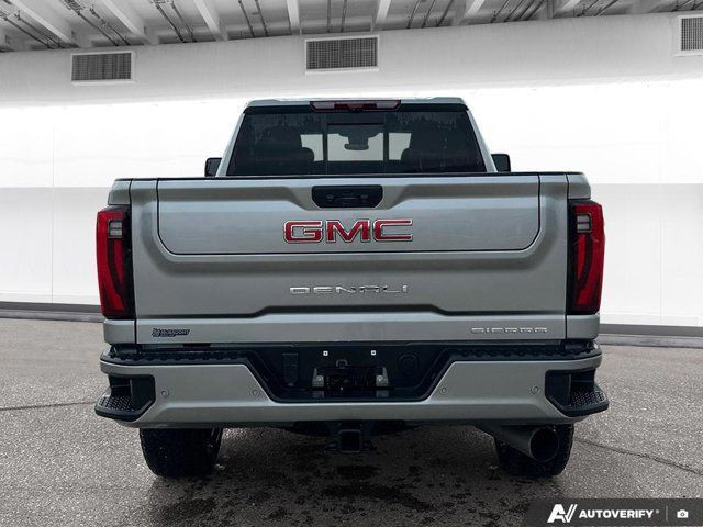 2024 GMC Sierra 2500HD Denali 6.6L Duramax Crew Cab in Cars & Trucks in Winnipeg - Image 4