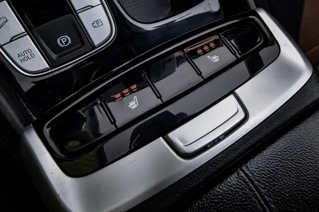 2022 Hyundai Tucson Essential • HEATED SEATS • CP/AA • REAR CAM in Cars & Trucks in Cornwall - Image 25