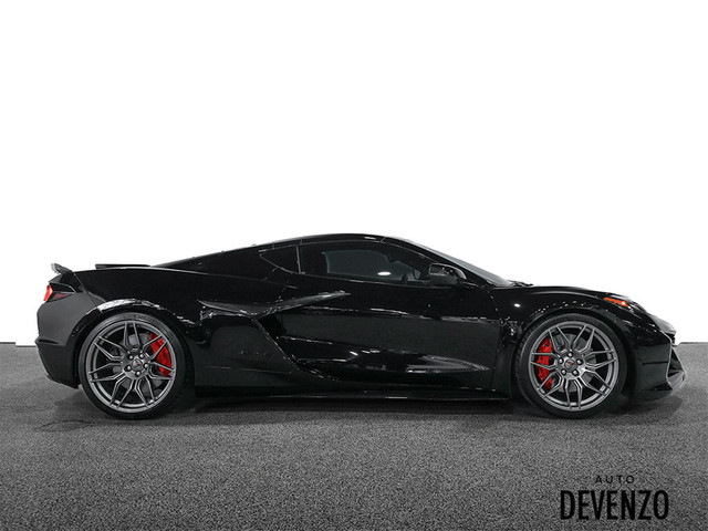 2023 Chevrolet Corvette Z06 Cpe w-3LZ in Cars & Trucks in Laval / North Shore - Image 3