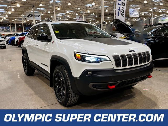 2023 Jeep Cherokee Trailhawk 4X4 | ELITE GROUP | TRAILER TOW in Cars & Trucks in Regina