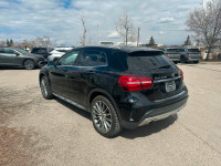 Heated Front Seats, Backup Camera, 2 Keys, Navigation, Leather, Sunroof, Push Button Start, AWD, Blu... (image 1)