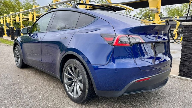 2021 TESLA MODEL Y * DRIVES LIKE NEW * MINT STANDARD RANGE in Cars & Trucks in Barrie - Image 3