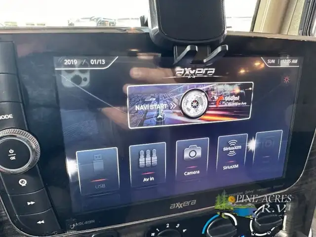 2020 Thor Motor Coach Challenger 37YT Washer & Dryer 12 k Miles in RVs & Motorhomes in Moncton - Image 51