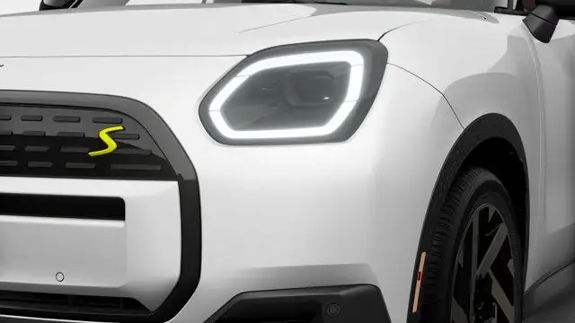 2025 MINI Countryman SE ALL4 | Premier | Style Favoured in Cars & Trucks in City of Montréal - Image 7