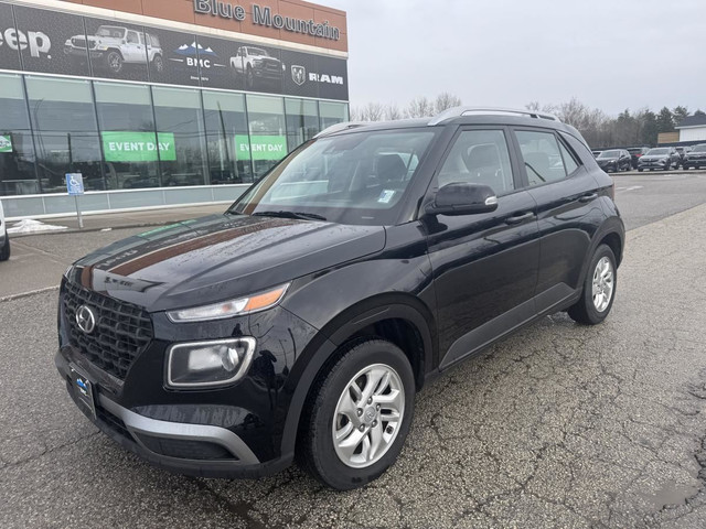 2022 Hyundai Venue Preferred in Cars & Trucks in Barrie