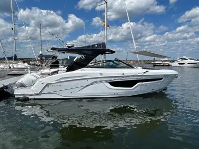 Options on this 2022 34GLS, Twin 300 hp Mercury OB, Reverso Fresh Water Flush System, JPO (Joystick...