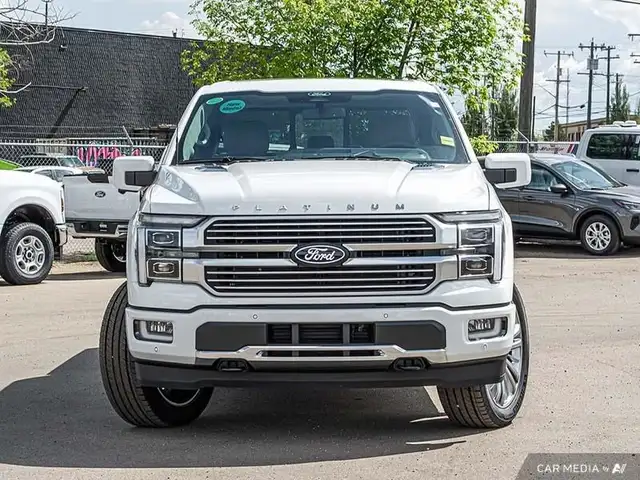 2025 Ford F-150 Platinum dans Autos et camions dans Ville d’Edmonton - Image 3