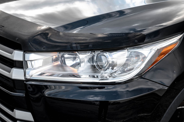 2017 Toyota Highlander AWD 4dr LE in Cars & Trucks in City of Toronto - Image 3