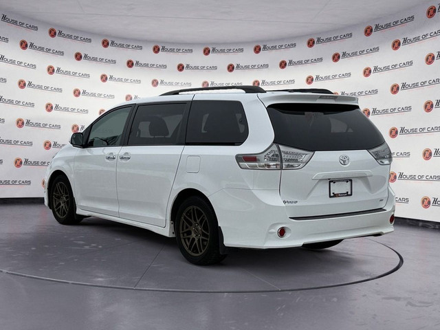 2016 Toyota Sienna 5dr SE 8-Pass FWD in Cars & Trucks in Edmonton - Image 4