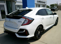 2020 Honda Civic Hatchback Sport Touring. Alloy Wheels. Back-Up Camera. Bluetooth. Front Collision W... (image 3)