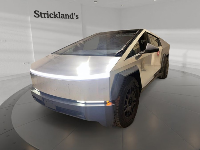 2024 TESLA CYBERTRUCK AWD in Cars & Trucks in Stratford - Image 2