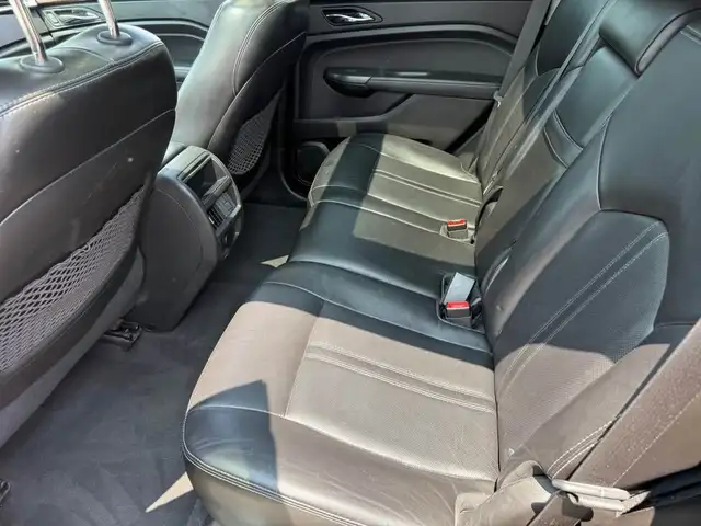 2012 Cadillac SRX Luxury / BRAND NEW HEADLIGHTS / BRAND NEW TIR in Cars & Trucks in Ottawa - Image 15
