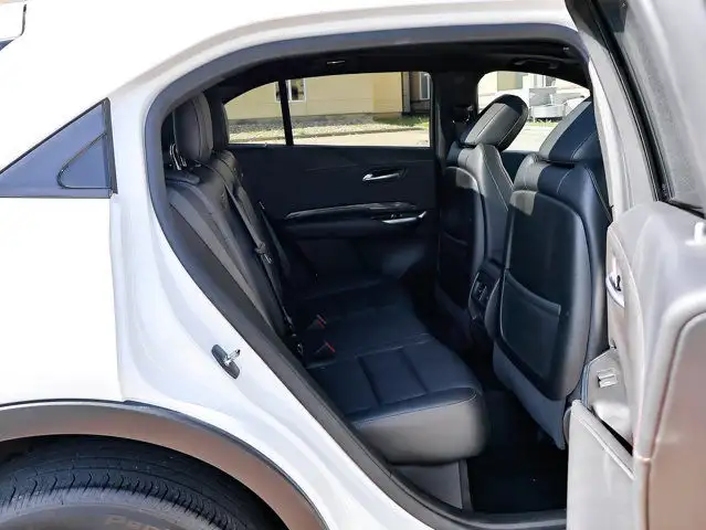 2022 Cadillac XT4 AWD Sport 2.0L in Cars & Trucks in Strathcona County - Image 31