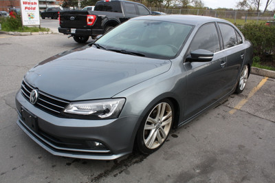 2016 Volkswagen Jetta Sedan 1.8T TSI, very clean, w/ stock parts