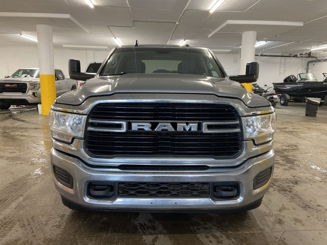 2019 Ram 2500 Big Horn 4x4 Crew Cab 8' Box in Cars & Trucks in Calgary - Image 2