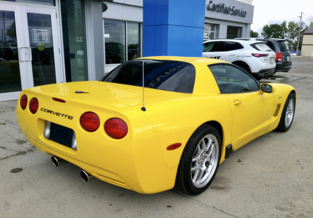 2002 Chevrolet Corvette Z06 5.7L V8 405 HP/ LEATHER/ LOW KMS/ LO in Cars & Trucks in Regina - Image 2