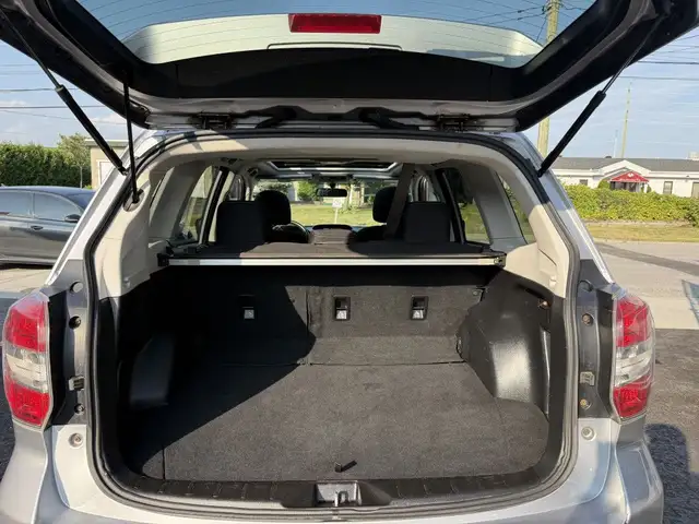 2016 Subaru Forester 2.5i Touring 4dr All-wheel Drive dans Autos et camions dans Ottawa - Image 20